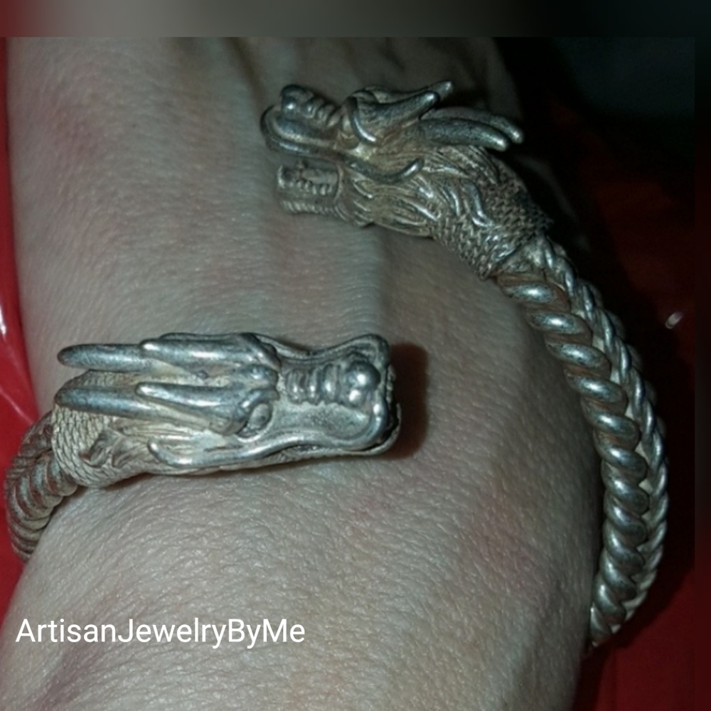 Artisan DragonTibet-HeHmo-Silver Etched Bracelet